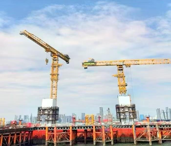 實(shí)力登峰！中聯(lián)重科8款產(chǎn)品榮登第十六屆工程機(jī)械品牌盛會明星產(chǎn)品榜單